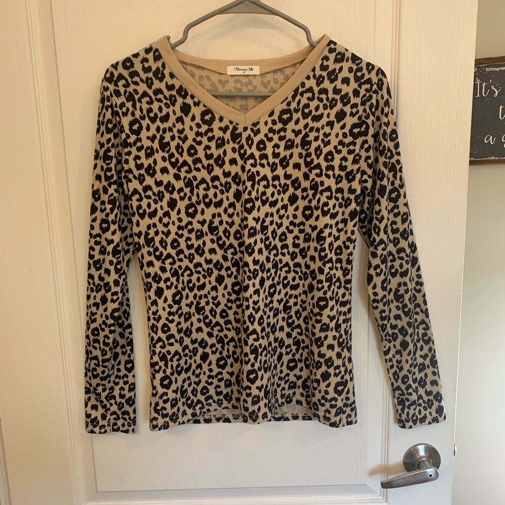 Boutique leopard top